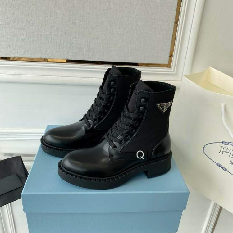 Picture of Prada Shoes _SKUPradasz35-40LL010318943
